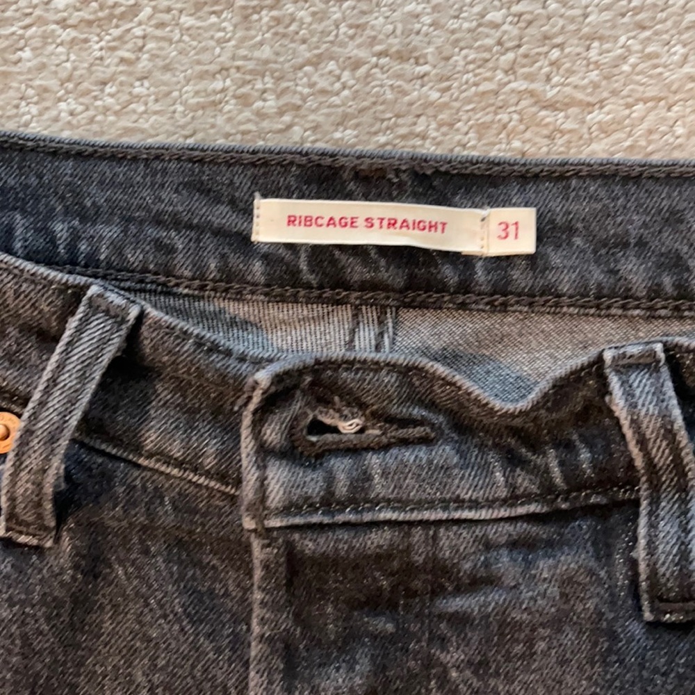 Levi’s Ribcage Straight W31